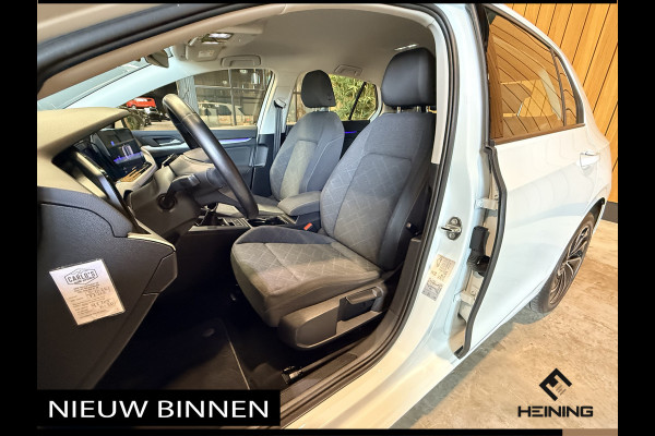 Volkswagen Golf 1.5 TSI Life Navi. Apple-carplay. PDC. Adaptive-cruise, 82500 KM met NAP