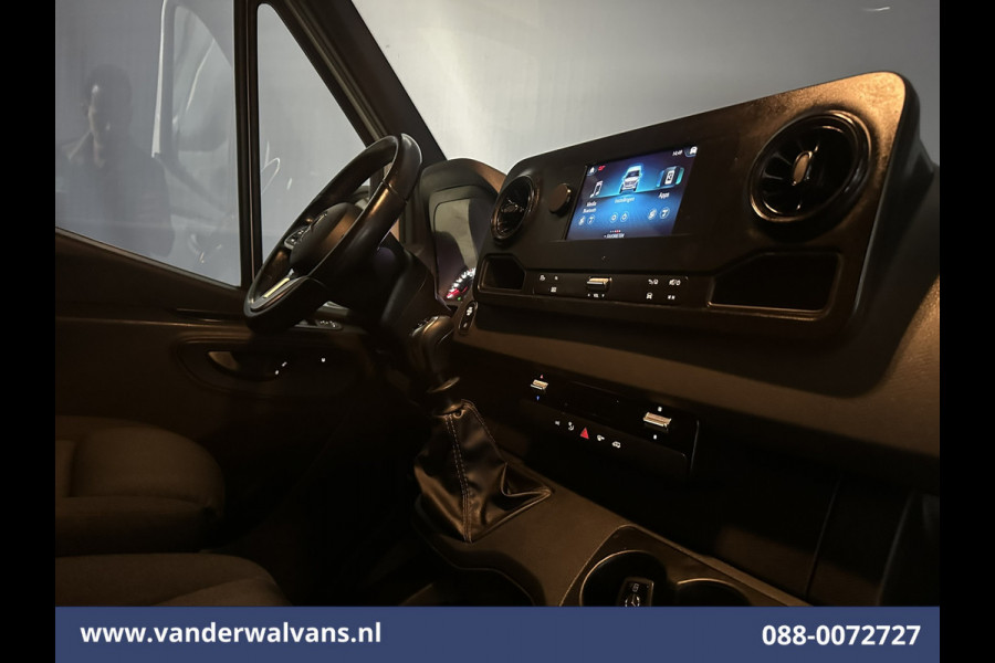 Mercedes-Benz Sprinter 316 CDI 164pk L3H2 Euro6 Airco | Camera | Apple Carplay | Cruisecontrol | Trekhaak Android Auto, Stoelverwarming, Bijrijdersbank