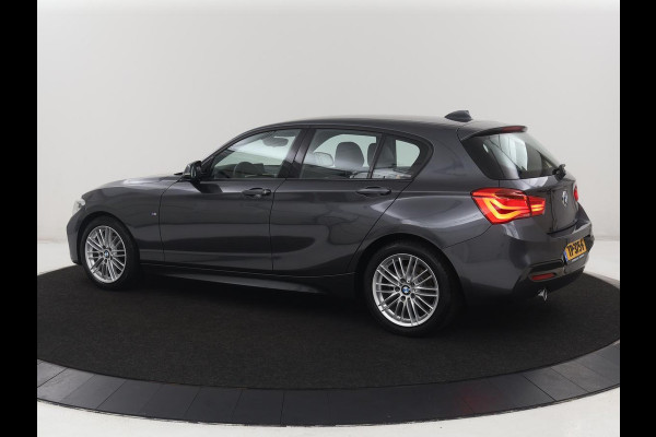 BMW 1-serie 118i High Executive M-SPORT | Leder | Full LED | Climate control | Stoelverwarming | Park assist | Cruise control | DAB | Bluetooth | Sfeerverlichting |