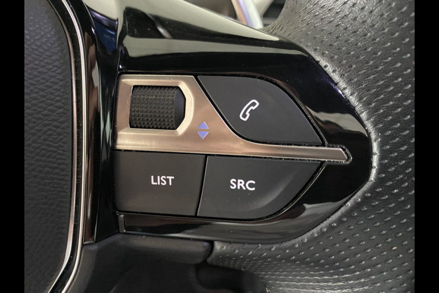Peugeot 5008 1.2 PureTech GT 7 Persoons Panoramadak / Trekhaak / Alcantara / Carplay /