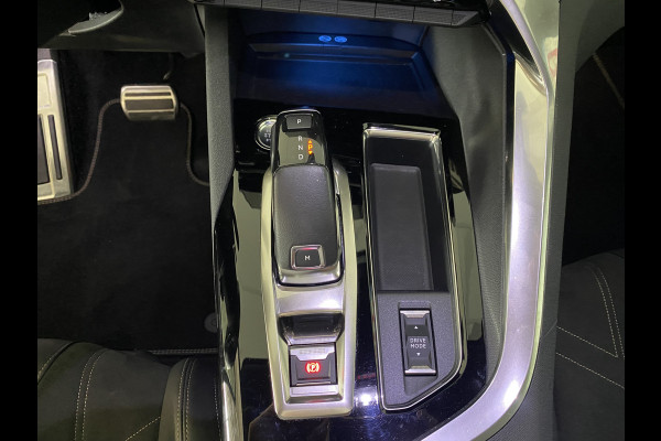 Peugeot 5008 1.2 PureTech GT 7 Persoons Panoramadak / Trekhaak / Alcantara / Carplay /
