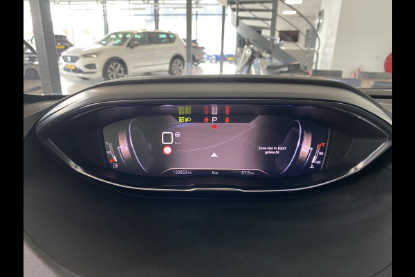 Peugeot 5008 1.2 PureTech GT 7 Persoons Panoramadak / Trekhaak / Alcantara / Carplay /