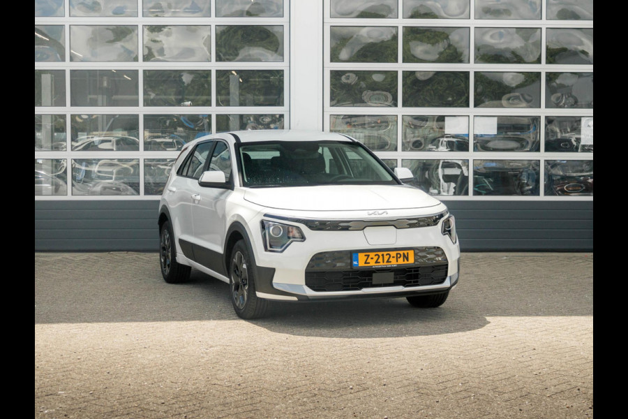 Kia Niro EV Light Edition 64.8 kWh l SOH 98.8% | Navigatie | Achteruitrijcamera | Airco | Cruise control Adaptieve | SOH 98,6
