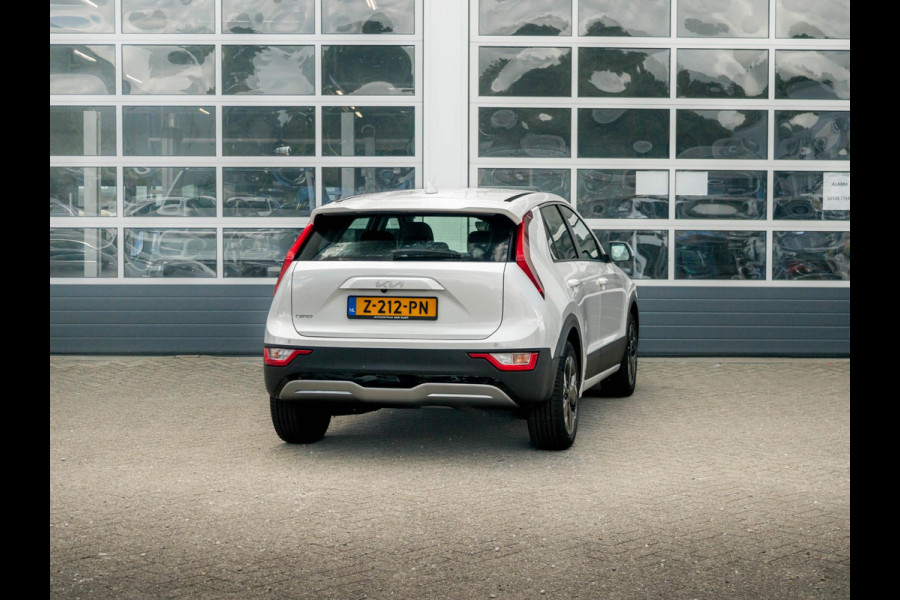Kia Niro EV Light Edition 64.8 kWh l SOH 98.8% | Navigatie | Achteruitrijcamera | Airco | Cruise control Adaptieve | SOH 98,6