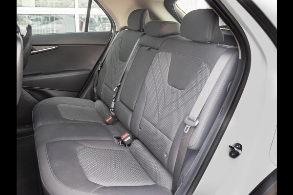 Kia Niro EV Light Edition 64.8 kWh l SOH 98.8% | Navigatie | Achteruitrijcamera | Airco | Cruise control Adaptieve | SOH 98,6