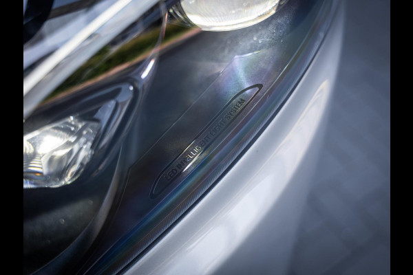 Mercedes-Benz V-Klasse 300d Lang DC Avantgarde Edition - AMG l Burmester l 360cam l Carplay