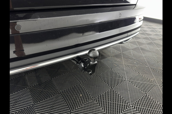 Škoda Karoq 1.5 TSI ACT Sportline Business (INCL-BTW) Aut. *PANO | DIGI-COCKPIT | FULL-LED | ADAPTIVE-CRUISE | HEATED-SPORTSEATS | TOPVIEW |  AMBIENTLIGHT | NAVI-FULLMAP | KEYLESS | DAB+ | TOWBAR | PRIVACYGLASS | 18''ALU*