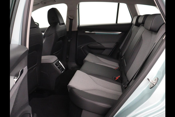 Škoda Enyaq iV 60 | 93.7 % SOH | Cruise control | Camera | 93.7 % SOH | Cruise control | Camera | Carplay | Half Leder | Sfeerverlichting | Climate control |