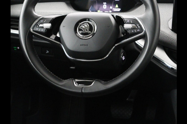 Škoda Enyaq iV 60 | 93.7 % SOH | Cruise control | Camera | 93.7 % SOH | Cruise control | Camera | Carplay | Half Leder | Sfeerverlichting | Climate control |