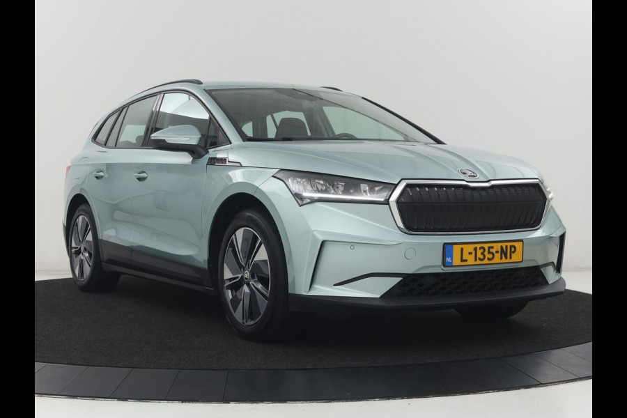 Škoda Enyaq iV 60 | 93.7 % SOH | Cruise control | Camera | 93.7 % SOH | Cruise control | Camera | Carplay | Half Leder | Sfeerverlichting | Climate control |