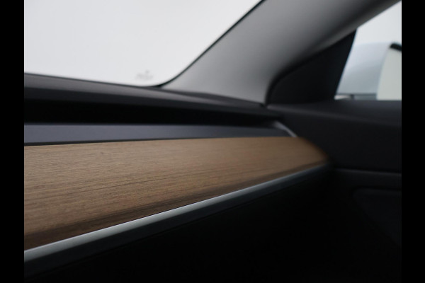 Tesla Model 3 Standard RWD Plus 60 kWh + PANORAMA | LEDER | CAMERA