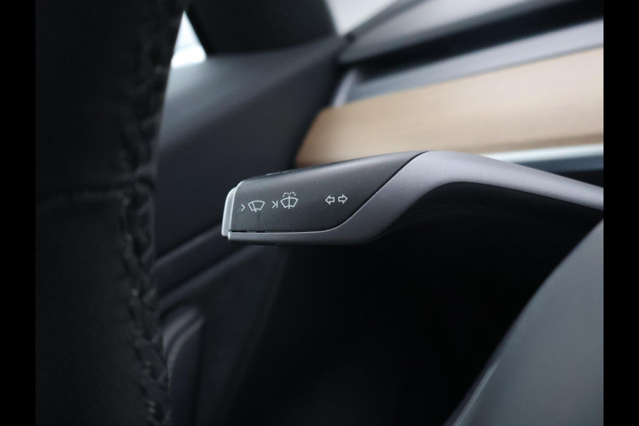 Tesla Model 3 Standard RWD Plus 60 kWh + PANORAMA | LEDER | CAMERA