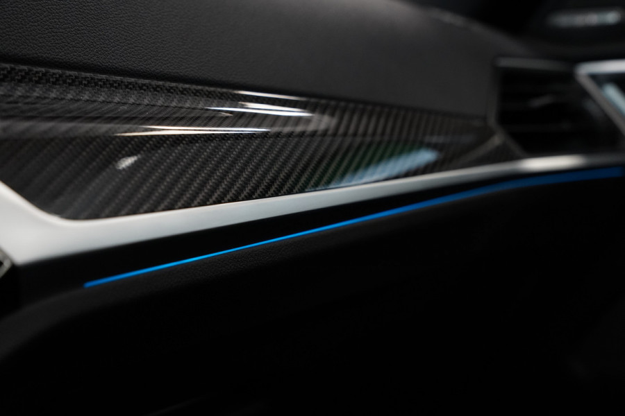 BMW 4 Serie Gran Coupé M440i xDrive High Executive ACC Opendak Wide Screen Head-up H&K Trekhaak Carbon Laser Light Portimao Blue!