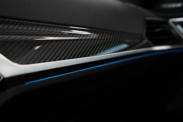 BMW 4 Serie Gran Coupé M440i xDrive High Executive ACC Opendak Wide Screen Head-up H&K Trekhaak Carbon Laser Light Portimao Blue!