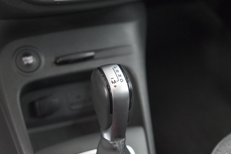 Renault Captur TC 120 EDC Intens | Camera | Navigatie | LED | Parkeersensoren