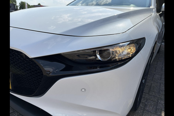 Mazda 3 2.0 e-SkyActiv-X M Hybrid 180 Comfort met Bose | Leer | Achteruitrij Camera |
