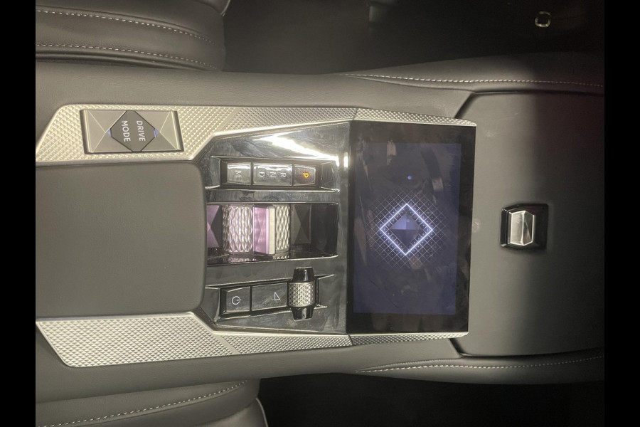 DS DS 4 1.2 PureTech Automaat Rivoli Cross Panoramadak Focal Audio Full LED Leder 360 (demo)Camera Adaptive Cruise Head Up Display