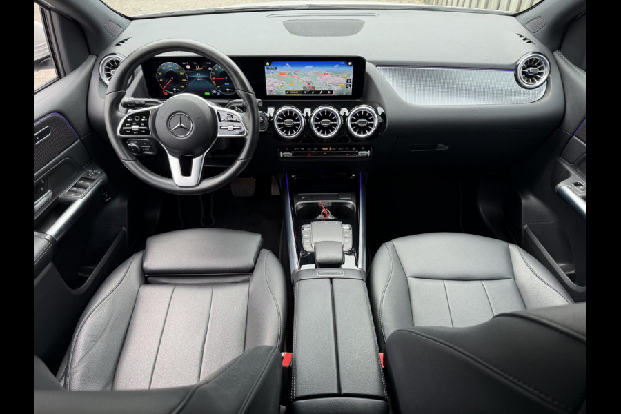 Mercedes-Benz B-Klasse 250 e 18''/Leder/Stoelverwarming/Camera/Sfeerverlichting/Apple Carplay & Android Auto
