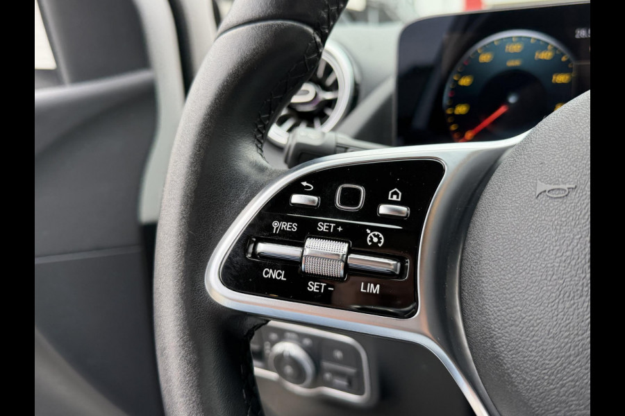 Mercedes-Benz B-Klasse 250 e 18''/Leder/Stoelverwarming/Camera/Sfeerverlichting/Apple Carplay & Android Auto