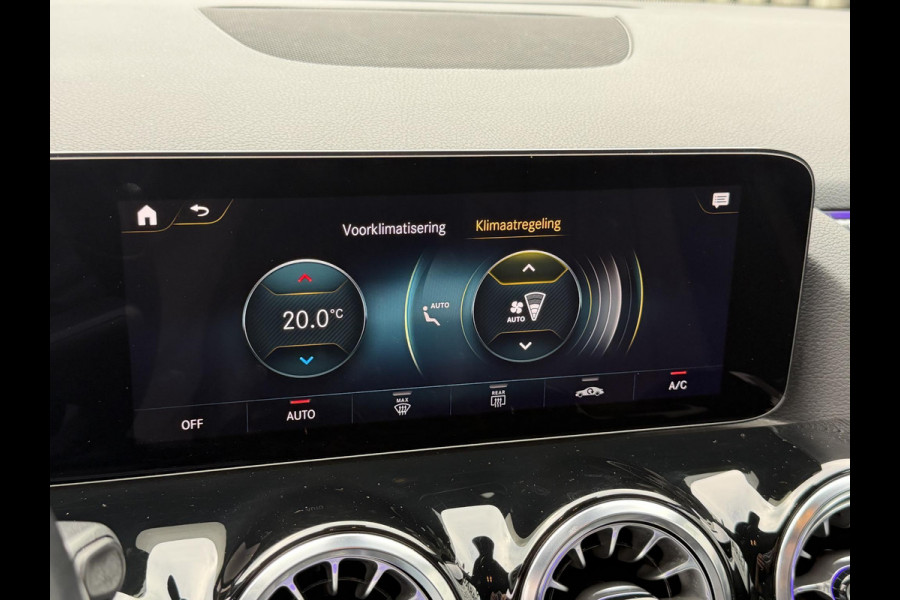 Mercedes-Benz B-Klasse 250 e 18''/Leder/Stoelverwarming/Camera/Sfeerverlichting/Apple Carplay & Android Auto