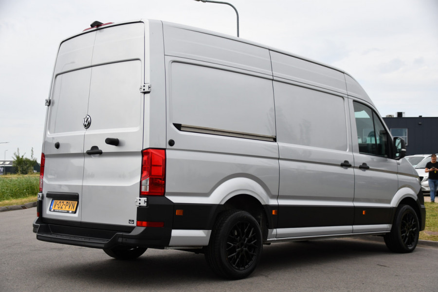 Volkswagen Crafter 35 2.0 TDI L3H3 PB Edition Camera, Cruise, Carplay, LED, 177pk, Automaat, Multimedia, Standkachel, Sensoren, Uniek!
