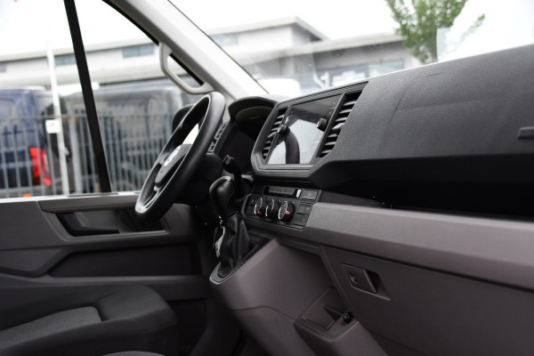 Volkswagen Crafter 35 2.0 TDI L3H3 PB Edition Camera, Cruise, Carplay, LED, 177pk, Automaat, Multimedia, Standkachel, Sensoren, Uniek!