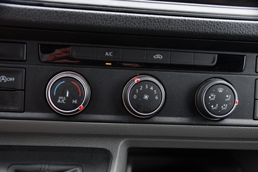 Volkswagen Crafter 35 2.0 TDI L3H3 PB Edition Camera, Cruise, Carplay, LED, 177pk, Automaat, Multimedia, Standkachel, Sensoren, Uniek!