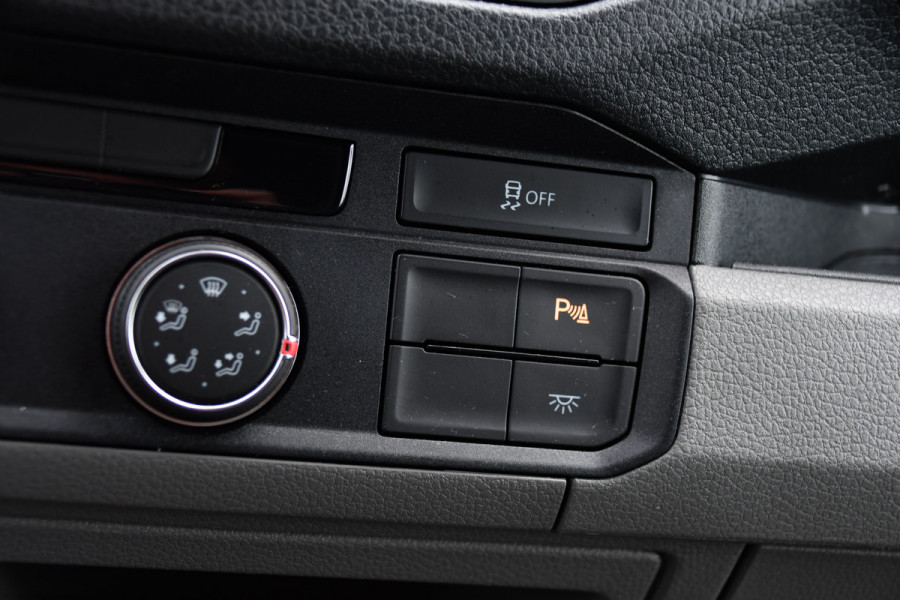 Volkswagen Crafter 35 2.0 TDI L3H3 PB Edition Camera, Cruise, Carplay, LED, 177pk, Automaat, Multimedia, Standkachel, Sensoren, Uniek!