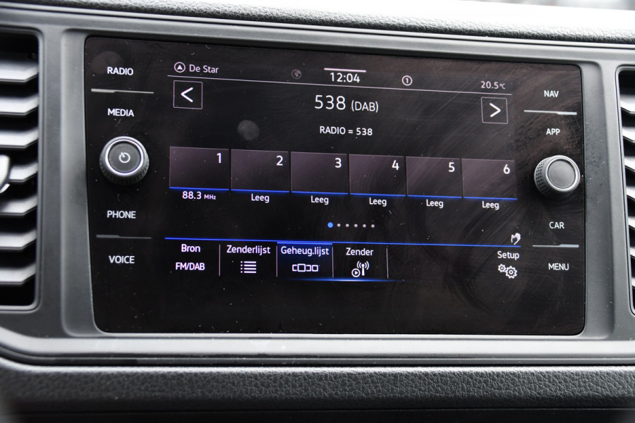 Volkswagen Crafter 35 2.0 TDI L3H3 PB Edition Camera, Cruise, Carplay, LED, 177pk, Automaat, Multimedia, Standkachel, Sensoren, Uniek!