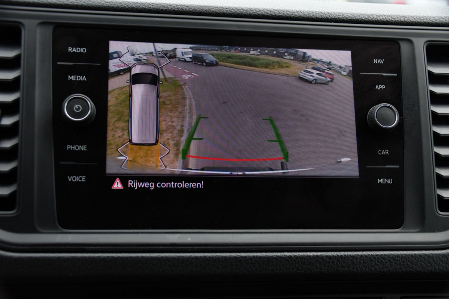 Volkswagen Crafter 35 2.0 TDI L3H3 PB Edition Camera, Cruise, Carplay, LED, 177pk, Automaat, Multimedia, Standkachel, Sensoren, Uniek!