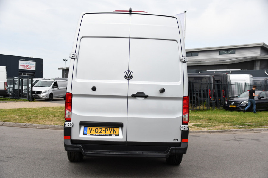 Volkswagen Crafter 35 2.0 TDI L3H3 PB Edition Camera, Cruise, Carplay, LED, 177pk, Automaat, Multimedia, Standkachel, Sensoren, Uniek!