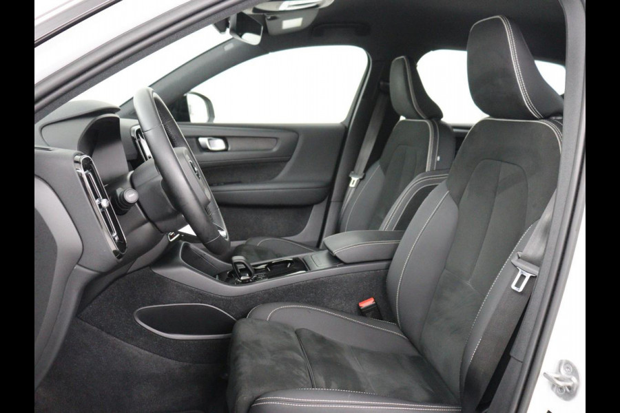 Volvo XC40 Recharge Plus | SOH 91.2% | Warmtepomp | Trekhaak | | SOH 91.2% | Warmtepomp | Trekhaak | Leder/alcantara | Stuur/stoel verwarming | Camera | Carplay | 19''
