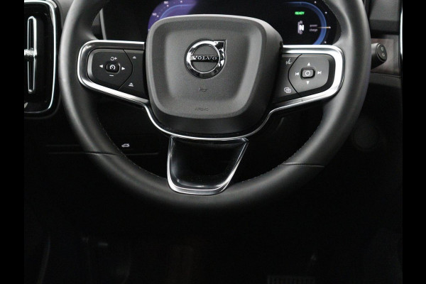 Volvo XC40 Recharge Plus | SOH 91.2% | Warmtepomp | Trekhaak | | SOH 91.2% | Warmtepomp | Trekhaak | Leder/alcantara | Stuur/stoel verwarming | Camera | Carplay | 19''