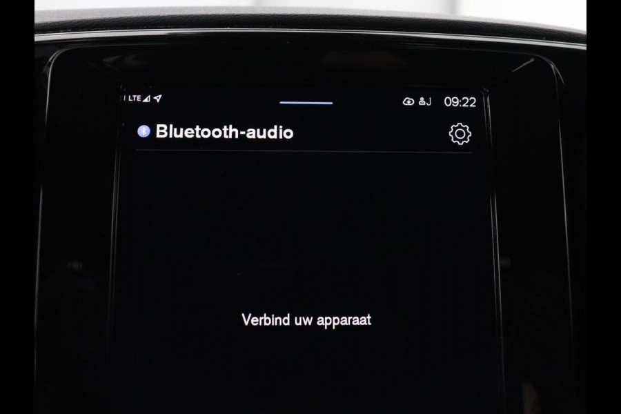Volvo XC40 Recharge Plus | SOH 91.2% | Warmtepomp | Trekhaak | | SOH 91.2% | Warmtepomp | Trekhaak | Leder/alcantara | Stuur/stoel verwarming | Camera | Carplay | 19''