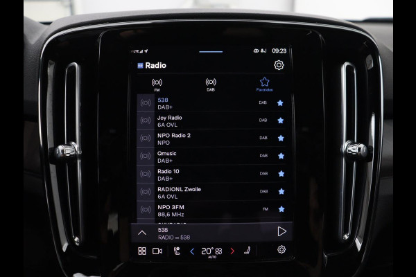 Volvo XC40 Recharge Plus | SOH 91.2% | Warmtepomp | Trekhaak | | SOH 91.2% | Warmtepomp | Trekhaak | Leder/alcantara | Stuur/stoel verwarming | Camera | Carplay | 19''