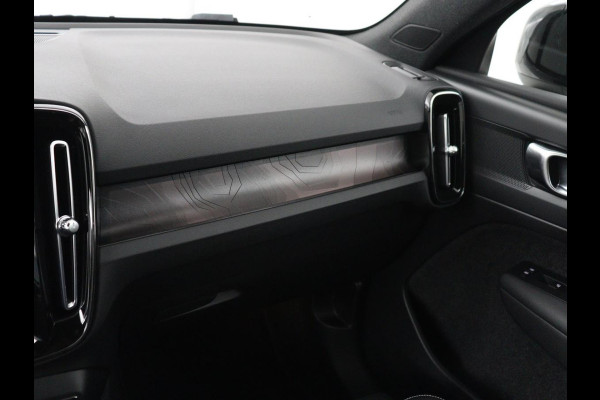 Volvo XC40 Recharge Plus | SOH 91.2% | Warmtepomp | Trekhaak | | SOH 91.2% | Warmtepomp | Trekhaak | Leder/alcantara | Stuur/stoel verwarming | Camera | Carplay | 19''