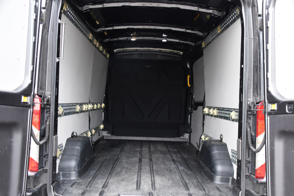 Ford Transit 350 2.0 TDCI L3H2 Limited PB Edition Camera, Cruise, Carplay, Xenon, Automaat, 185pk, Stoelverwarming, Trekhaak, Sensoren, Uniek!