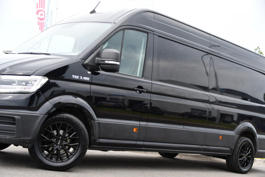 MAN TGE 3.180 35 2.0L5H3 Black Edition Camera, Adaptieve Cruise, Carplay, LED, Multimedia, 177pk, Automaat, Sensoren, Leder, Geveerde stoel, Trekhaak, Uniek!