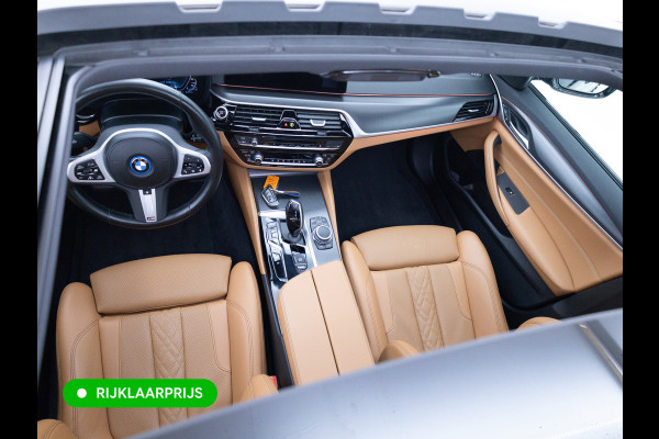 BMW 5 Serie 545e xDrive M-Sport | Open Dak | Trekhaak elec. | 360 Camera | Stoel- & Stuurverwarming | Adaptieve Cruise | Lederen bekleding, Comfortstoelen, Electrosche verstelbare voorstoelen