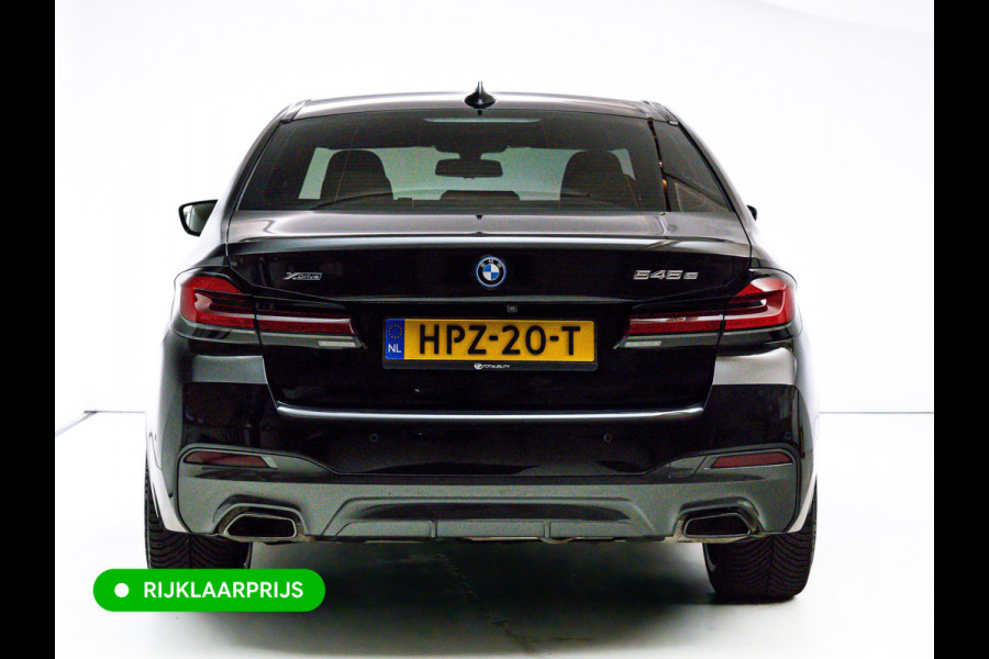 BMW 5 Serie 545e xDrive M-Sport | Open Dak | Trekhaak elec. | 360 Camera | Stoel- & Stuurverwarming | Adaptieve Cruise | Lederen bekleding, Comfortstoelen, Electrosche verstelbare voorstoelen