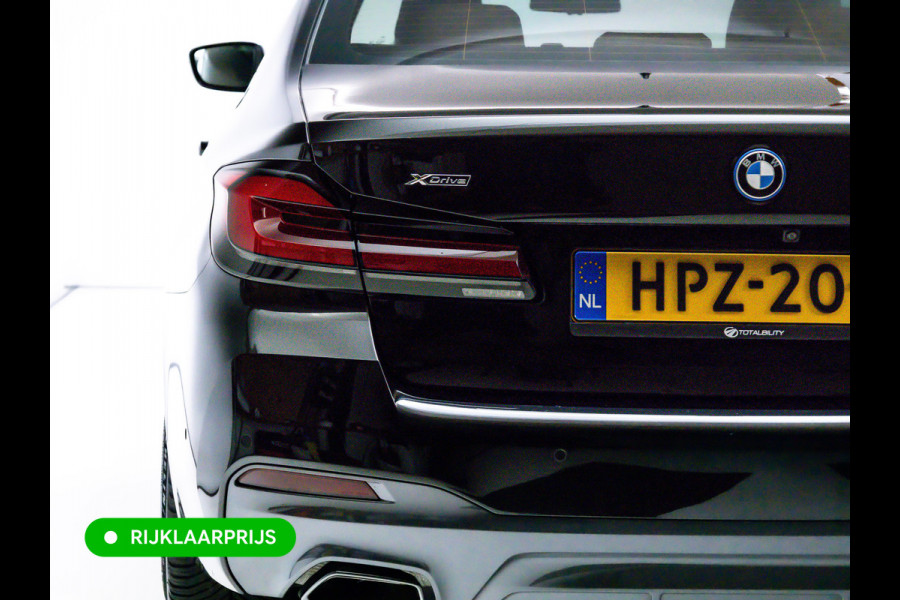BMW 5 Serie 545e xDrive M-Sport | Open Dak | Trekhaak elec. | 360 Camera | Stoel- & Stuurverwarming | Adaptieve Cruise | Lederen bekleding, Comfortstoelen, Electrosche verstelbare voorstoelen