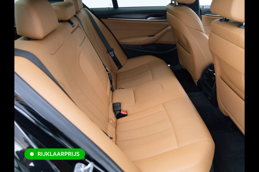 BMW 5 Serie 545e xDrive M-Sport | Open Dak | Trekhaak elec. | 360 Camera | Stoel- & Stuurverwarming | Adaptieve Cruise | Lederen bekleding, Comfortstoelen, Electrosche verstelbare voorstoelen