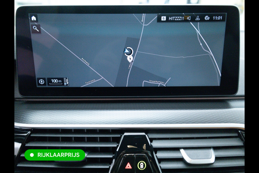 BMW 5 Serie 545e xDrive M-Sport | Open Dak | Trekhaak elec. | 360 Camera | Stoel- & Stuurverwarming | Adaptieve Cruise | Lederen bekleding, Comfortstoelen, Electrosche verstelbare voorstoelen