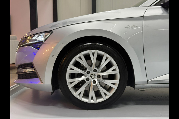 Škoda Superb Combi 1.4 TSI iV iV L&K 218PK 360° Navi Pano Trekhaak Elek. A.klep Leder