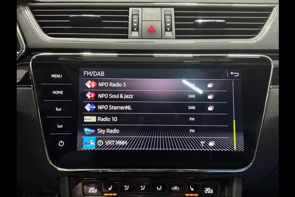 Škoda Superb Combi 1.4 TSI iV iV L&K 218PK 360° Navi Pano Trekhaak Elek. A.klep Leder