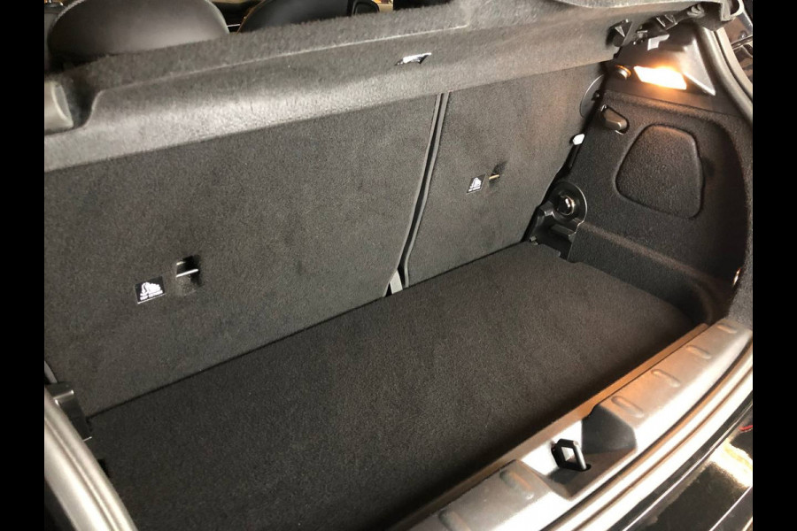 MINI 3-deurs 1.5 Cooper 60 Years Edition NL auto sportstoelen | leer | navi | led | harman kardon | pano dak | head up | dealer onderhouden