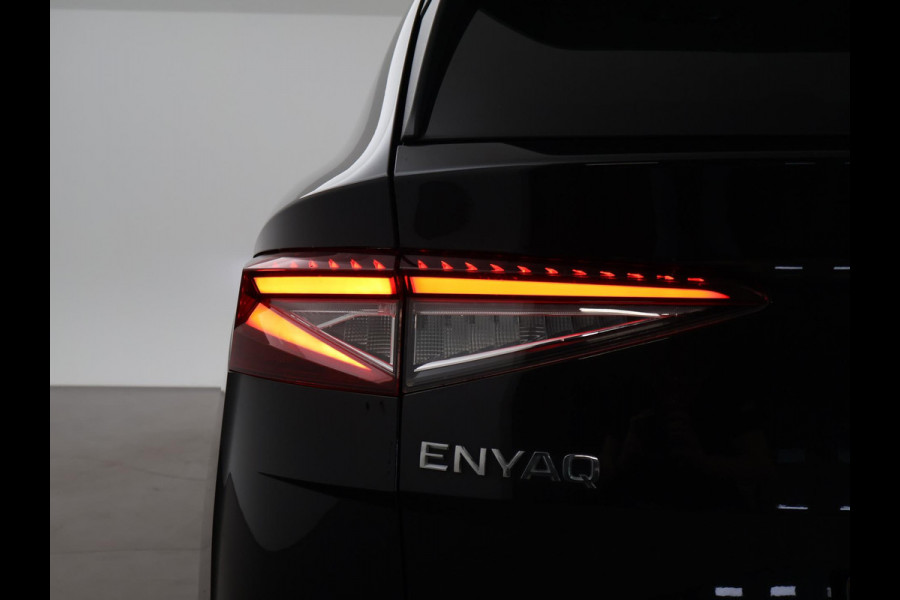 Škoda ENYAQ iV 60 FIRST EDITION + CHRYSTAL LIGHTNING | 21 INCH | ADAPTIVE CRUISE | MEMORY | SFEERVERLICHTING