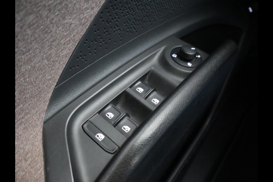 Škoda ENYAQ iV 60 FIRST EDITION + CHRYSTAL LIGHTNING | 21 INCH | ADAPTIVE CRUISE | MEMORY | SFEERVERLICHTING
