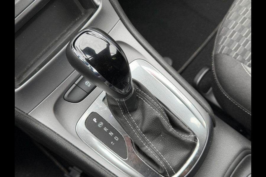 Opel Astra Sports Tourer BWJ 201 | 1.4T 146PK Edition AUTOMAAT | TREKHAAK | SPORTSTOELEN | NAVI | AIRCO | PDC 2X | CARPLAY |