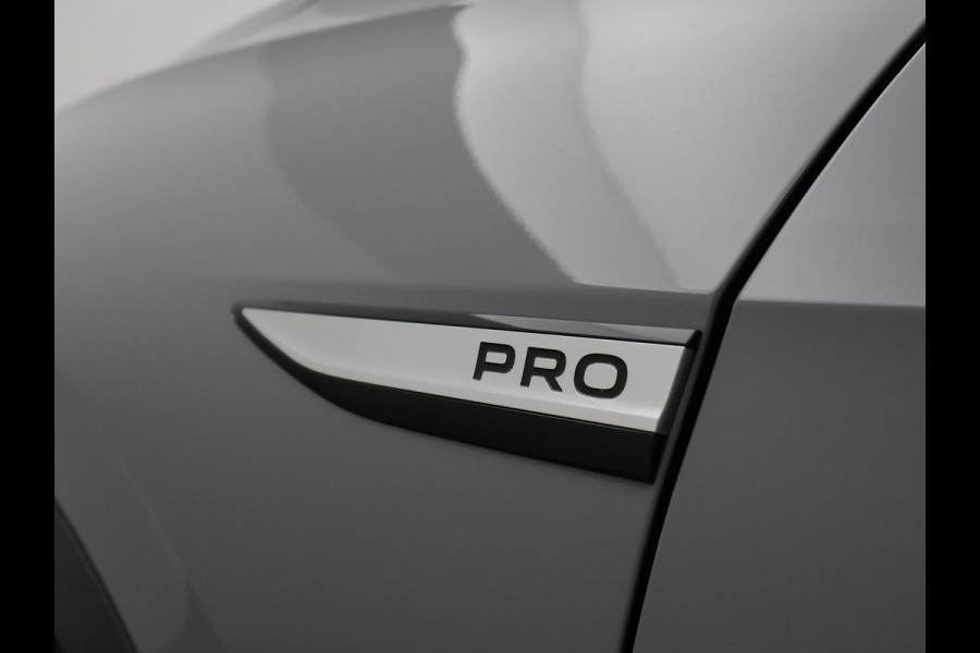 Volkswagen ID.4 PRO 77 kWh 204 PK MOONSTONE GREY + CAMERA | ADAPTIVE CRUISE | SFEER | STOELVERWARMING